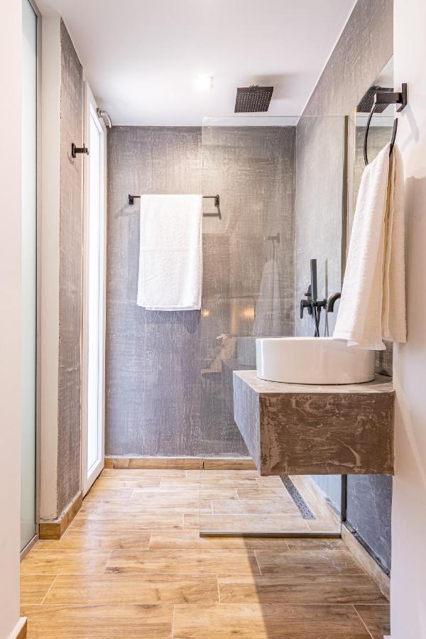 Queen'S Gem Luxury Villa - Heated Jacuzzi & Pool Herszonisszosz Kültér fotó