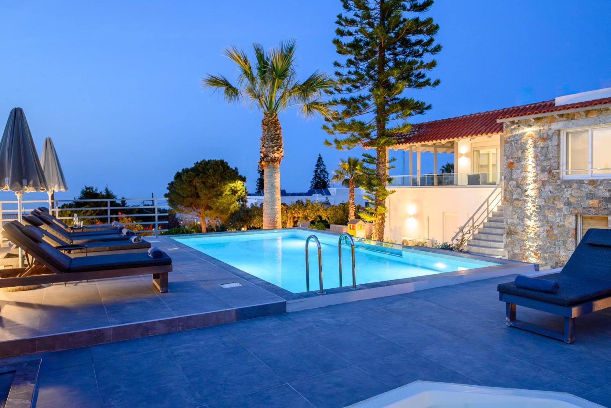 Queen'S Gem Luxury Villa - Heated Jacuzzi & Pool Herszonisszosz Kültér fotó