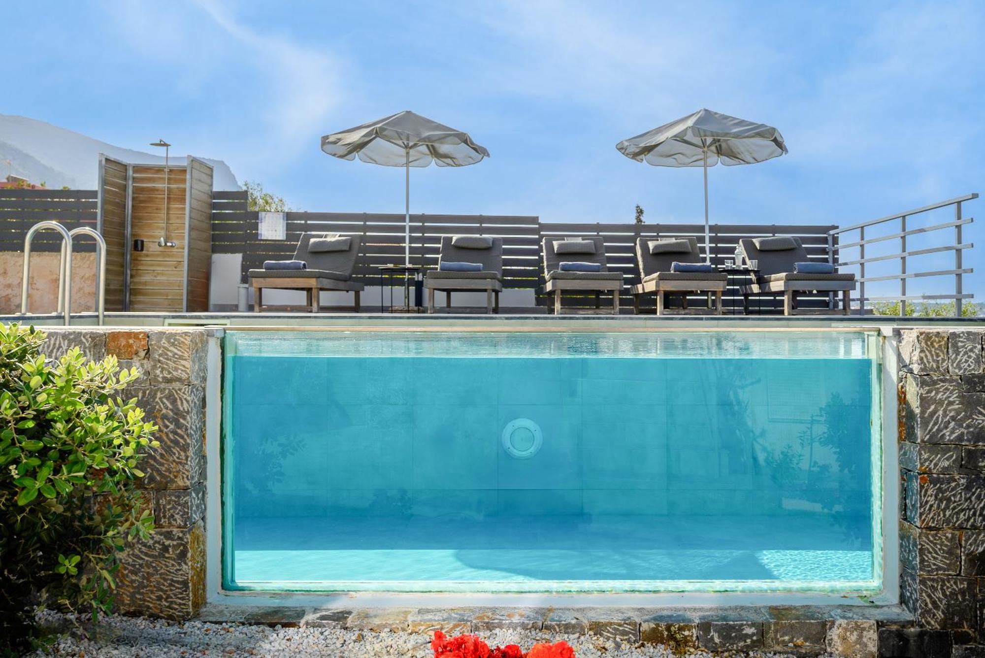 Queen'S Gem Luxury Villa - Heated Jacuzzi & Pool Herszonisszosz Kültér fotó